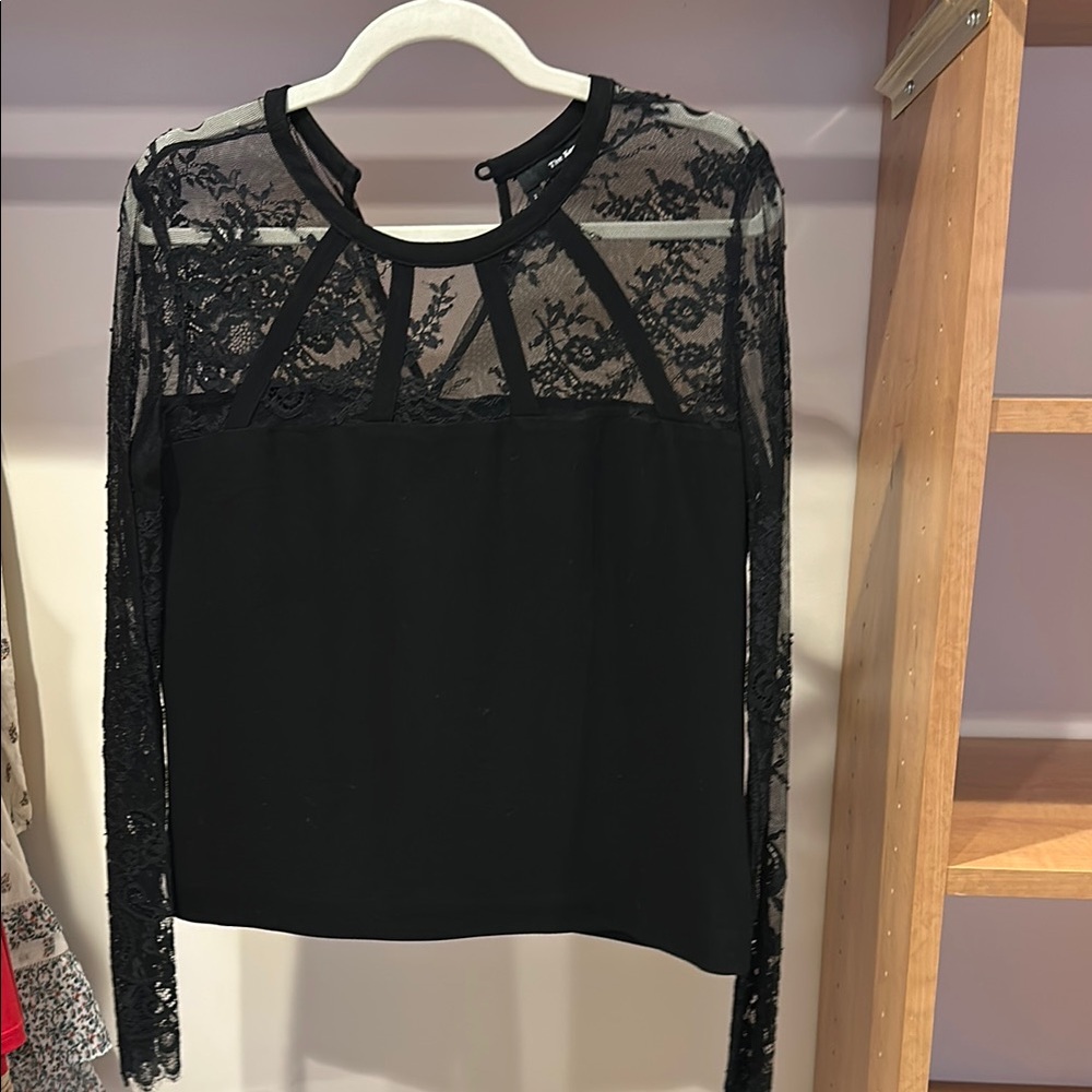Elegant Black Lace Women's Top